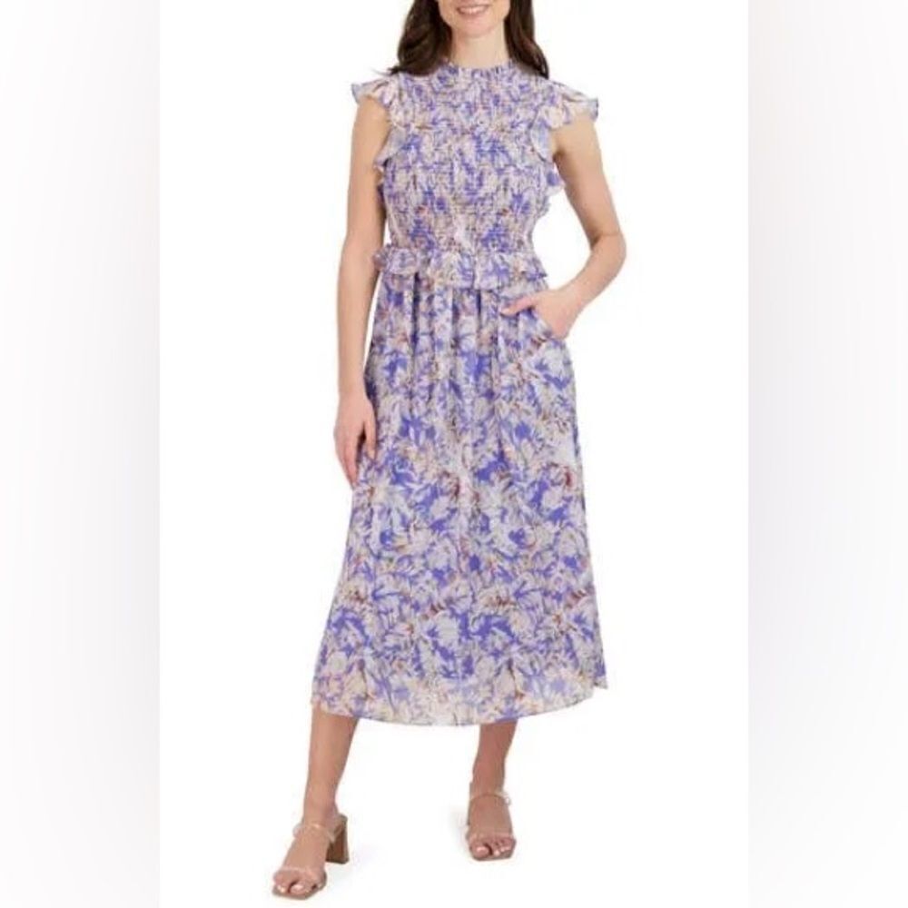 Floral Smock Bodice Dress
Julia Jordan